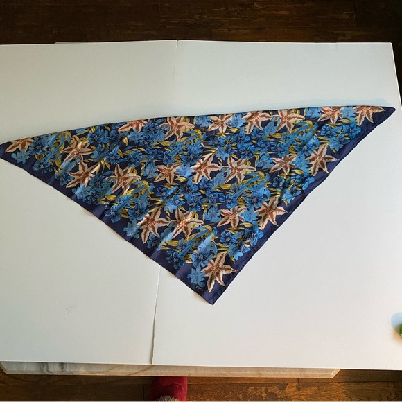 Echo Blue Floral Decorative Print Scarf - Picture 4 of 5